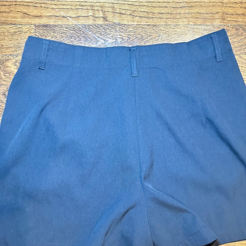 Max Studio Black Women’s Shorts - Picture 6 of 7